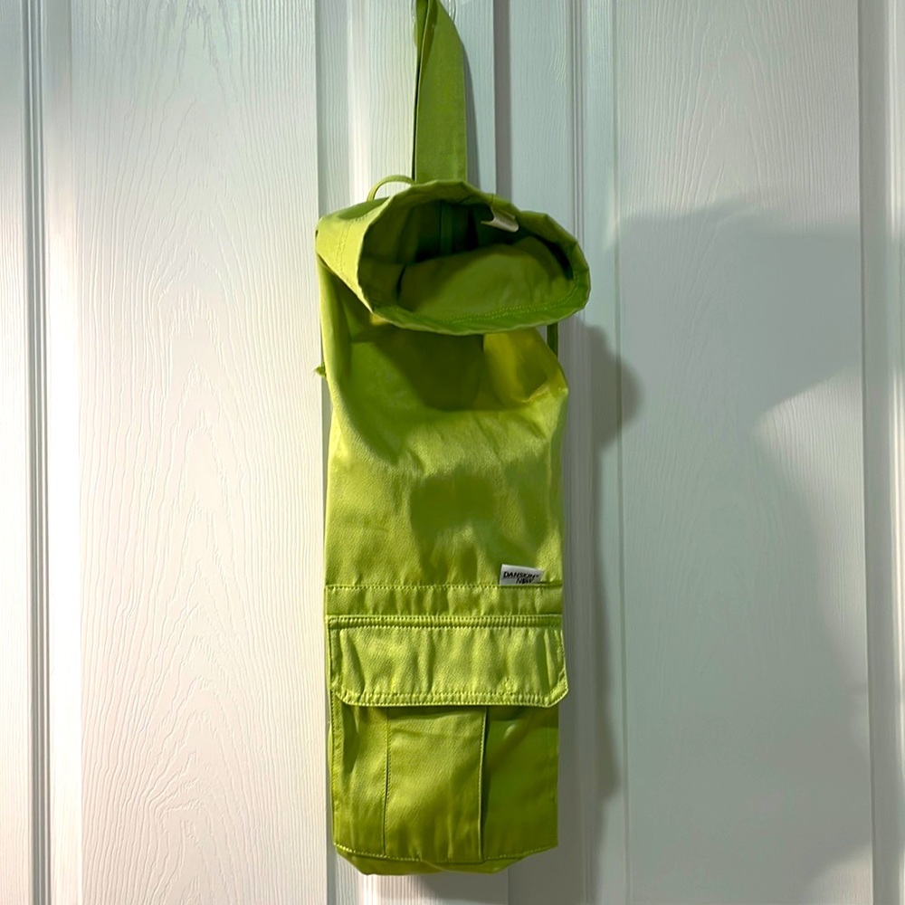 Green Danskin Now Shoulder Strap Yoga Mat bag